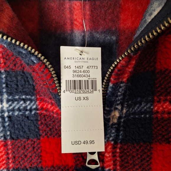 American Eagle Womens Plaid Cropped Fleece Size Extra Small NWT - Picture 11 of 13